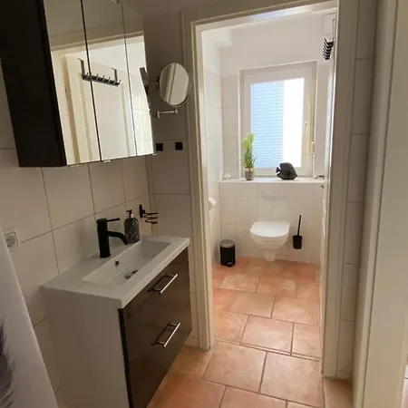 Fewo-airport * ブランケンフェルデ＝マーロウ