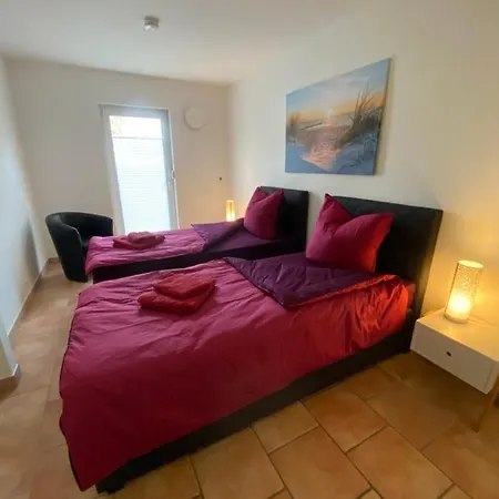 Fewo-airport * ブランケンフェルデ＝マーロウ